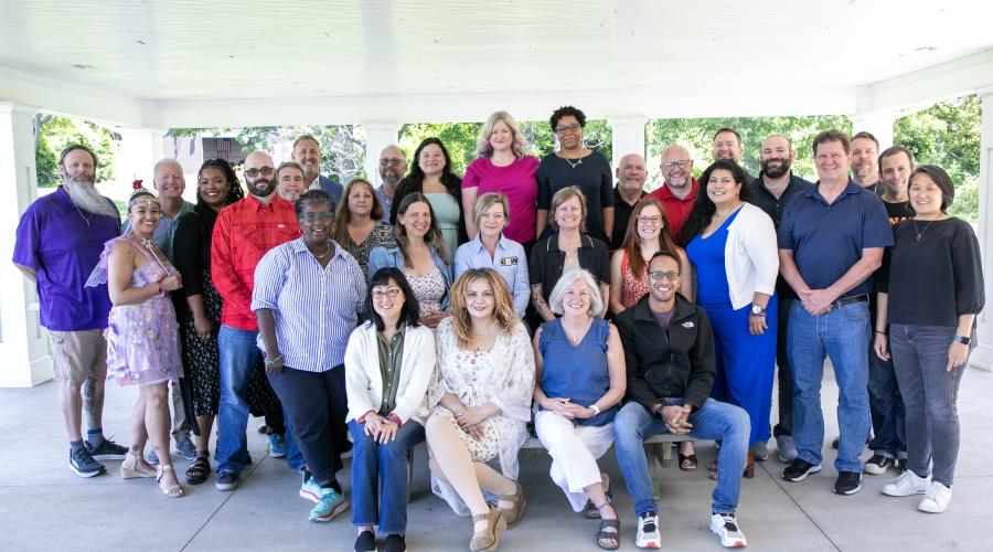 NLLI 2023-2024 graduating cohort group shot