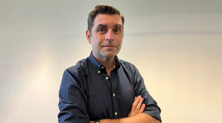Portrait of Airbnb Global Talent Director Ruben Ponte