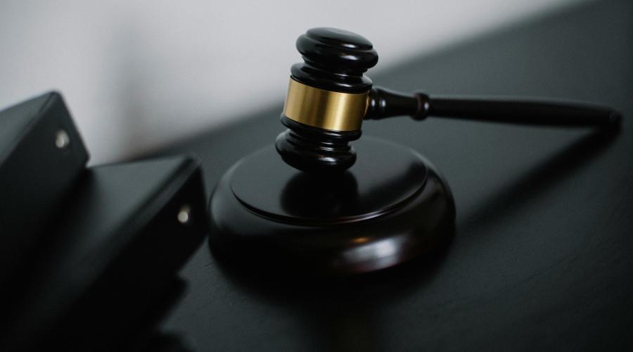 gavel