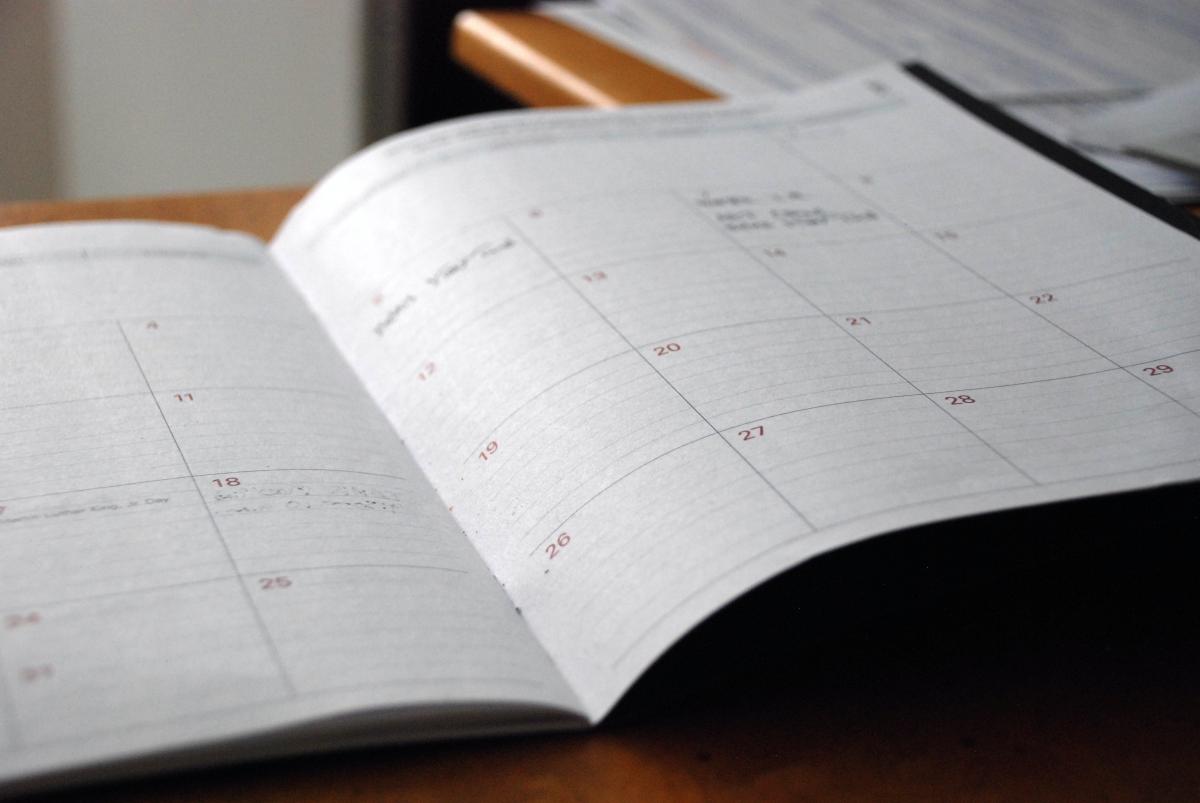 photo of a calendar on a desk