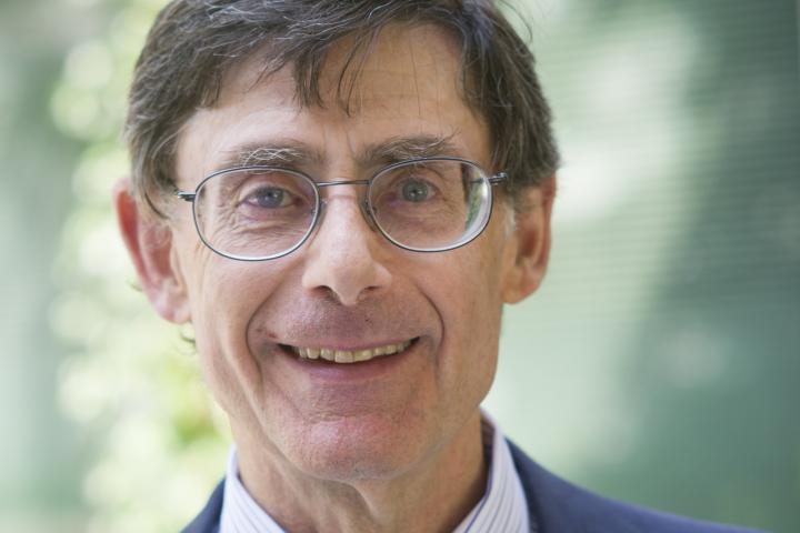 Lawrence Kahn