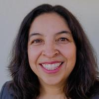 Headshot of Aleyda Toruno